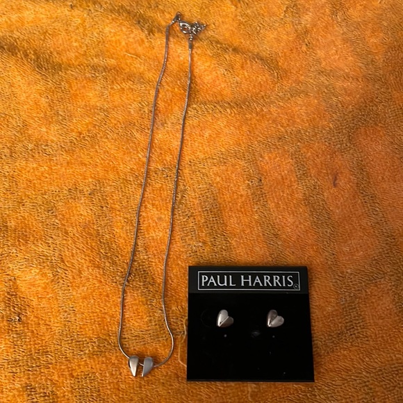 Necklace and earring set - Picture 1 of 3